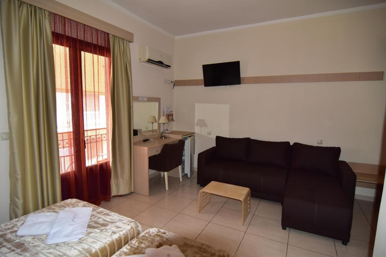Iridanos Hotel Antikyra Bagian luar foto