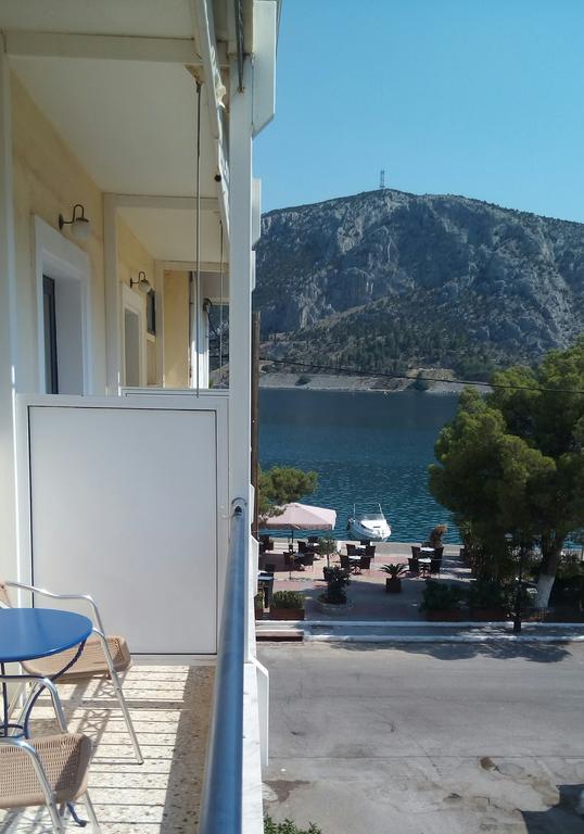 Iridanos Hotel Antikyra Bagian luar foto