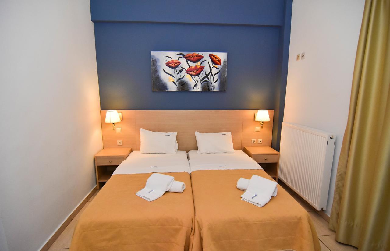 Iridanos Hotel Antikyra Bagian luar foto